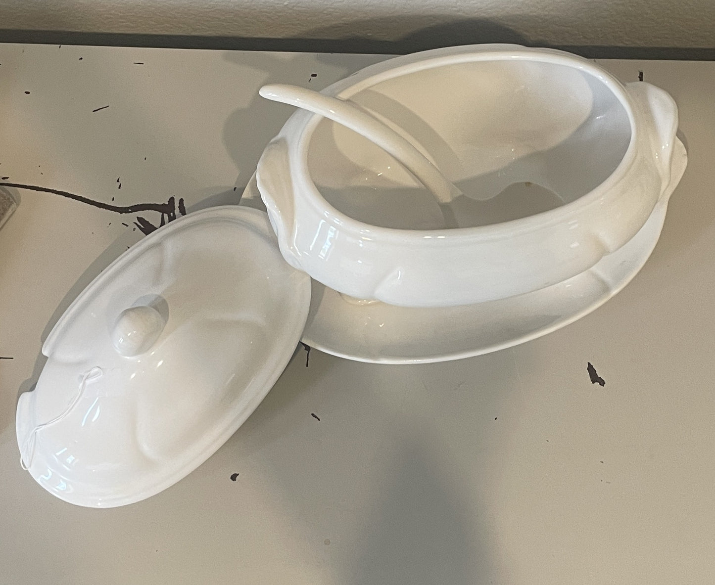 Soup Tureen Set