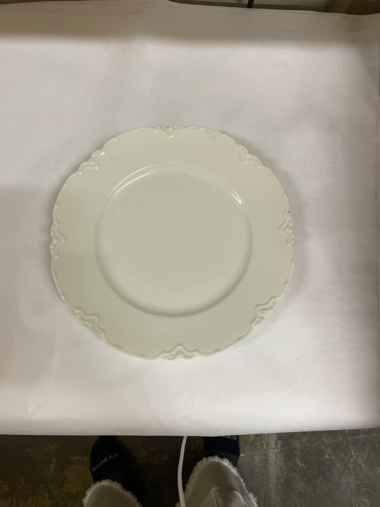 White Scallop Edge Plate
